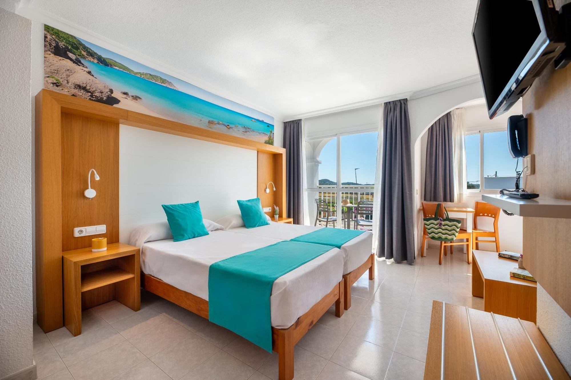 Hotel Apartamentos Vibra San Marino San Antonio  Buitenkant foto