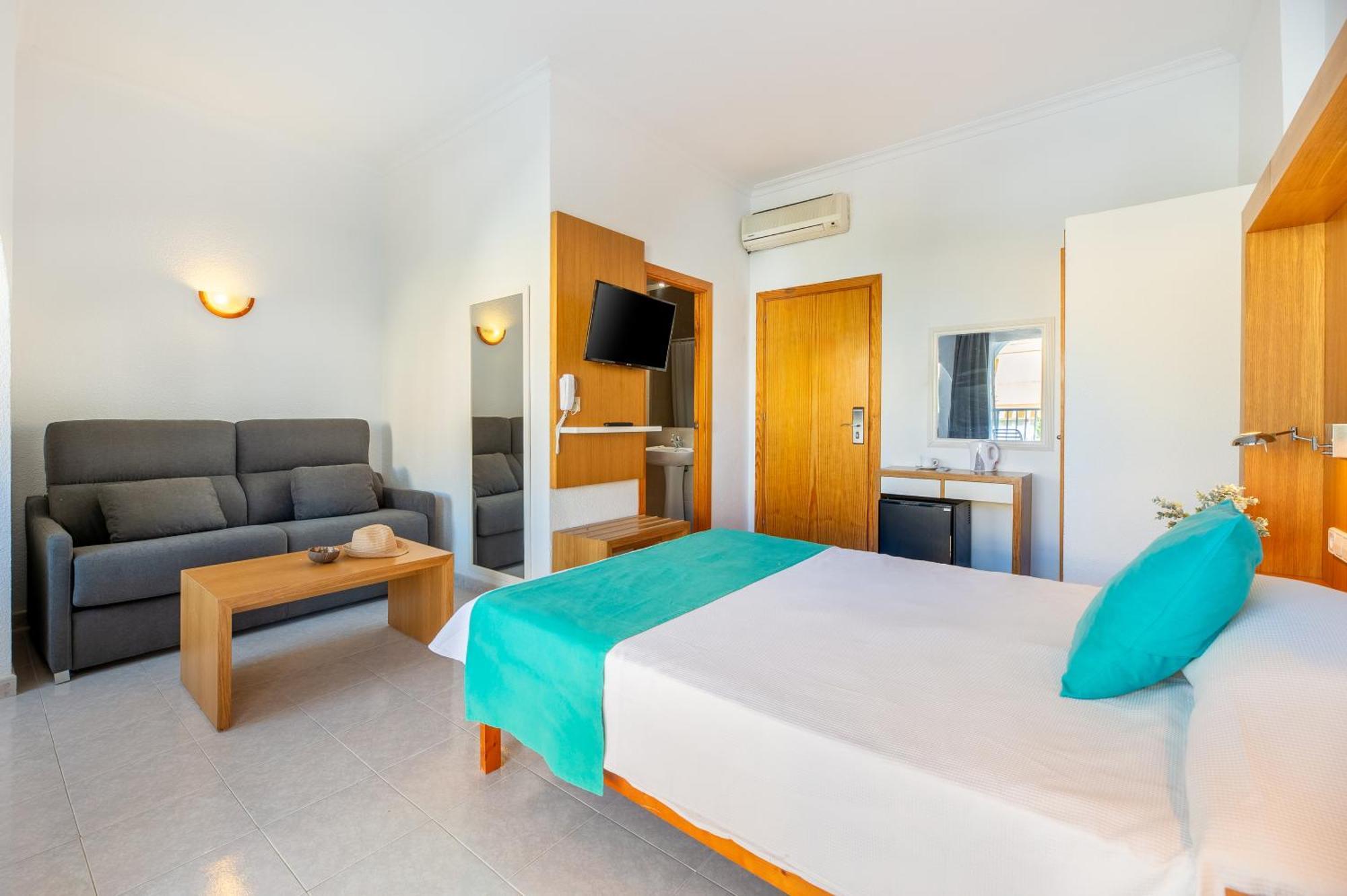Hotel Apartamentos Vibra San Marino San Antonio  Buitenkant foto