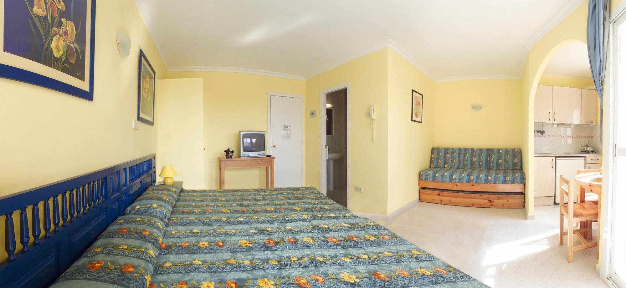 Hotel Apartamentos Vibra San Marino San Antonio  Kamer foto